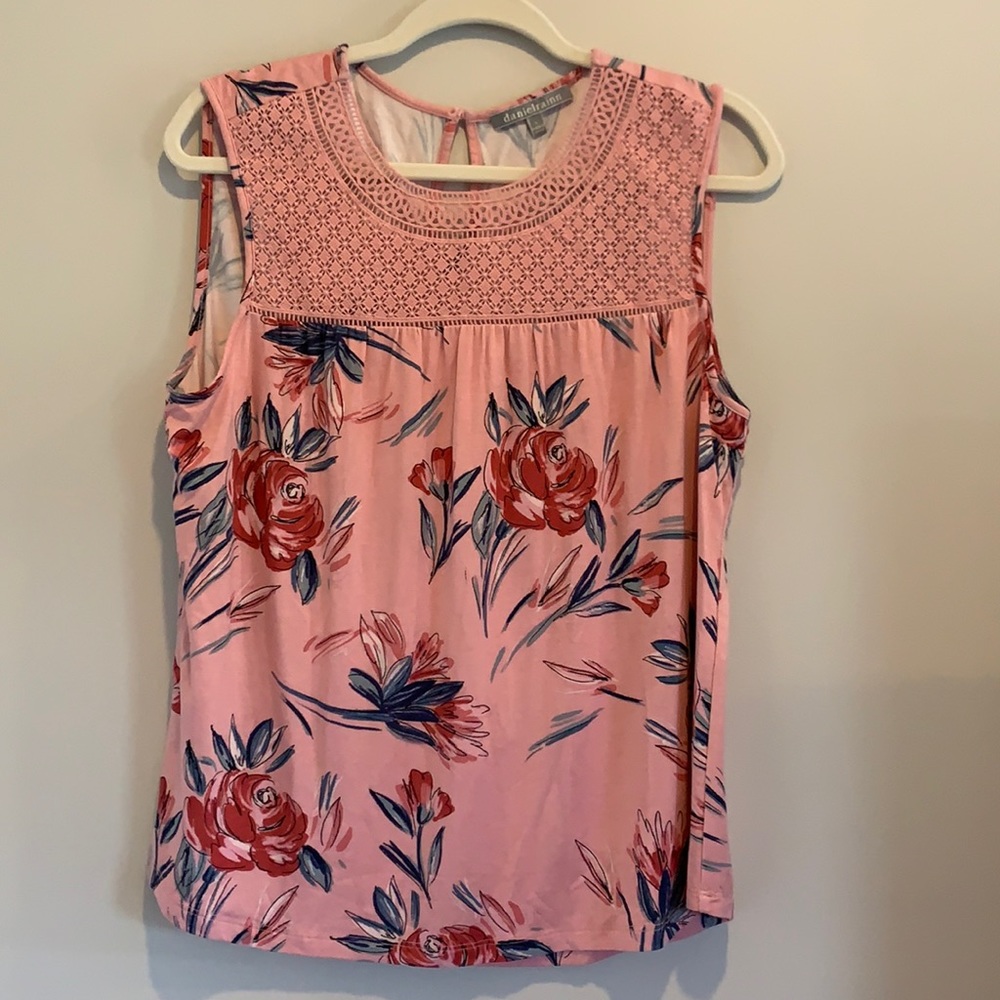 Daniel Rainn Top NWOT